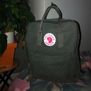 Kanken backpack in forest green